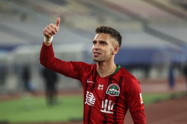 开云-众强援归队底气十足 嵩山龙门欲创足协杯最佳战绩